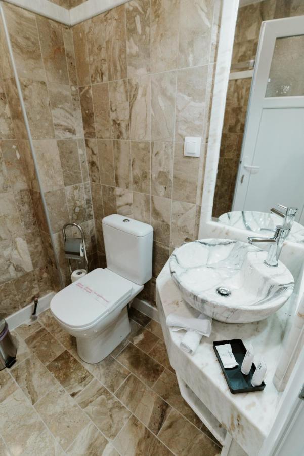 Blue And White Luxury Suites Nea Kallikrateia Kültér fotó